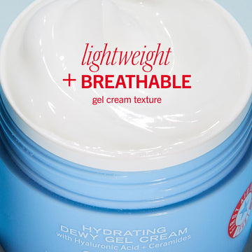 First Aid Beauty fórmula sin fragancia: adecuada para piel sensible que busca hidratación suave.