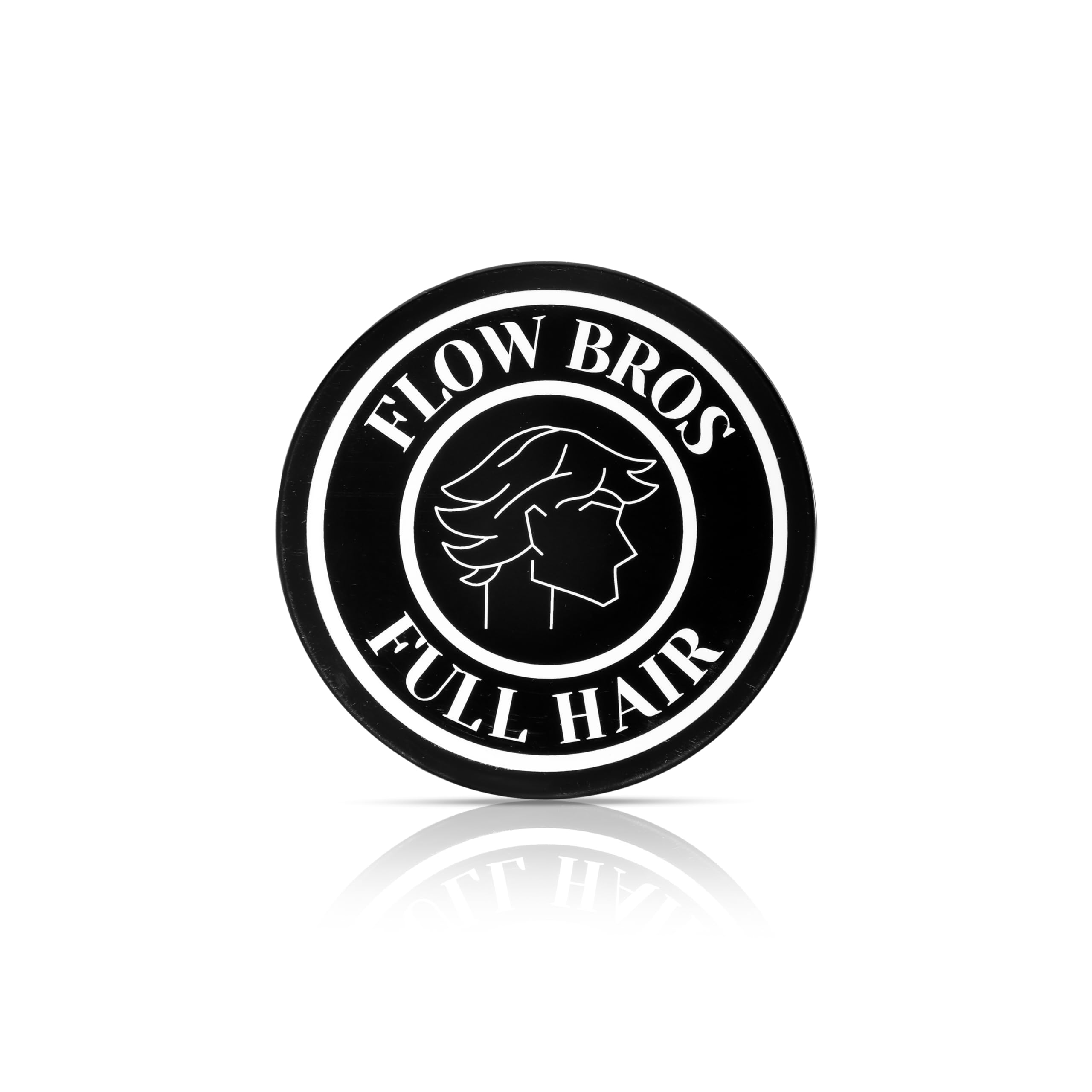 Flow Bros Argile Coiffante: emballage pratique pour démarrer votre routine coiffage.