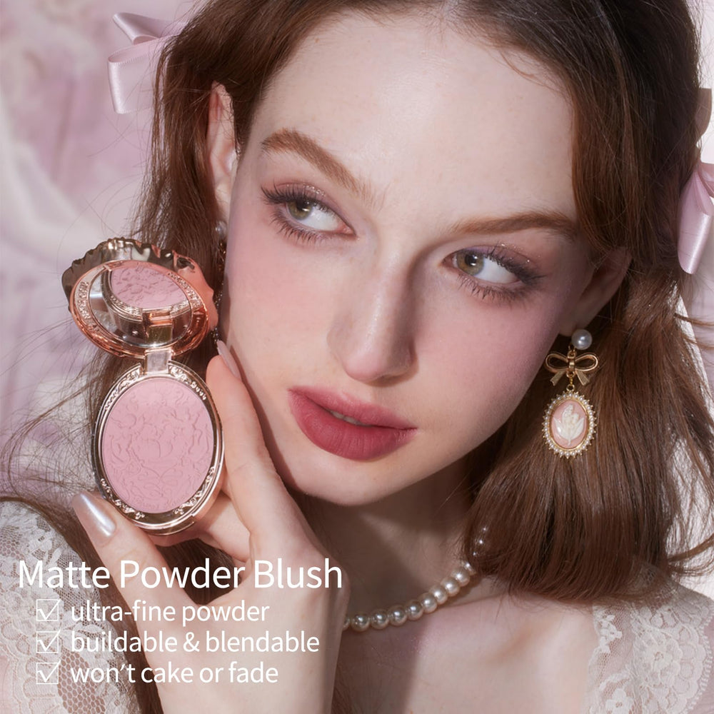 Polvo ultra fino Flower Knows que se difumina con facilidad
