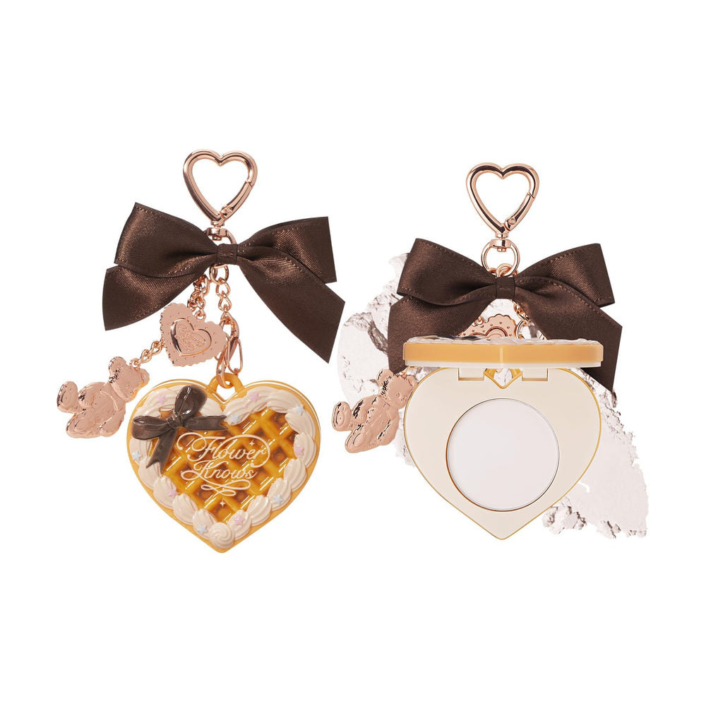 Polvo compacto Flower Knows Sweetie Bear para acabado natural y suave