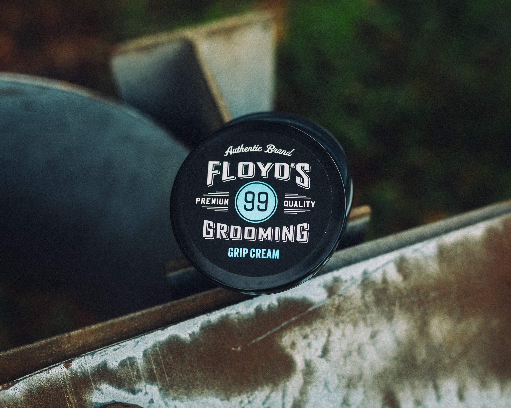 Floyd's 99 Crema de peinado, embalaje elegante para mostradores.