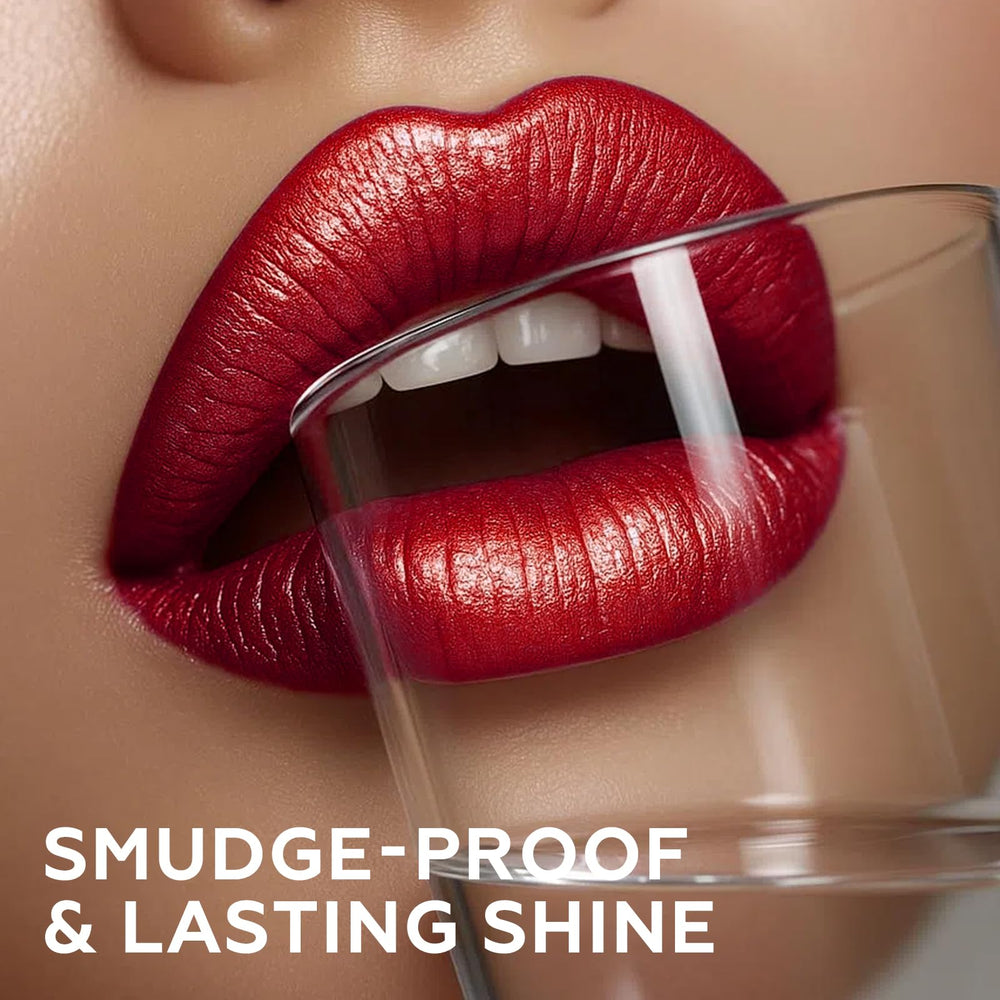 FOCALLURE Lipstick doubles as eyeshadow for a cohesive look