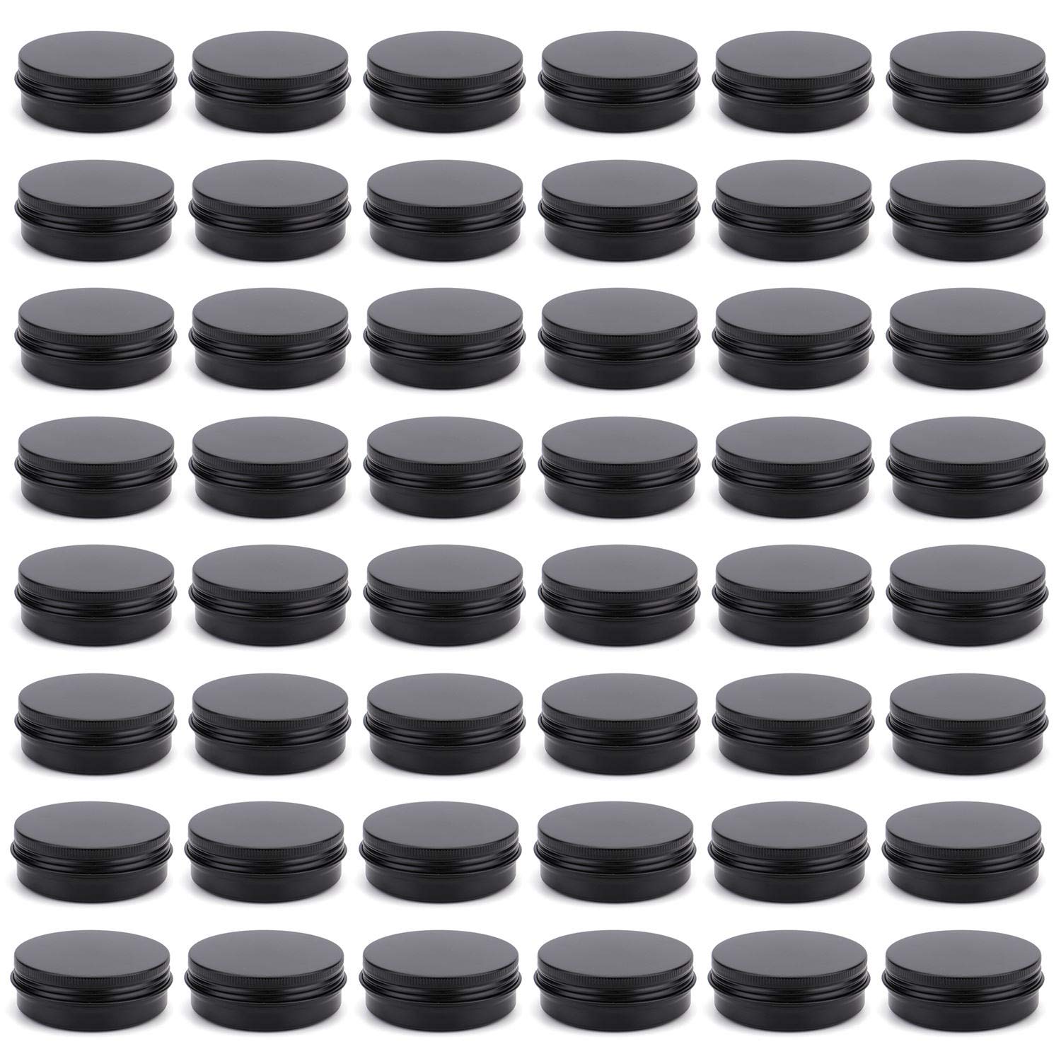 Baume à lèvres Foraineam dans tin noir mat, pratique et portable.