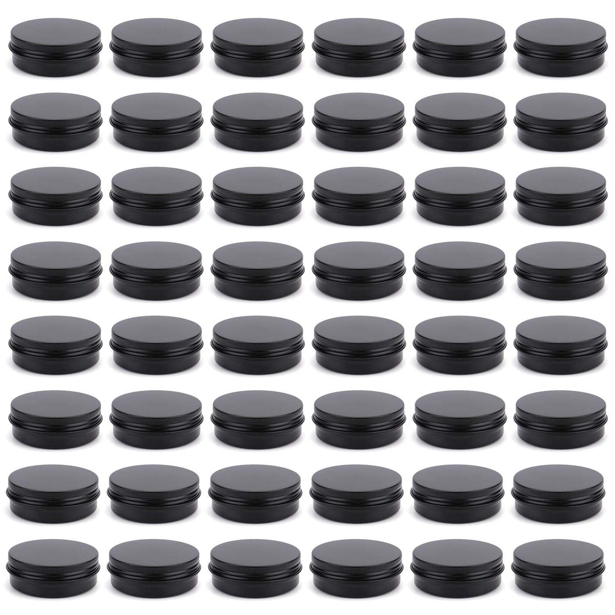 Baume à lèvres Foraineam dans tin noir mat, pratique et portable.