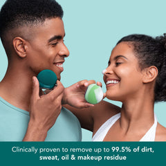 FOREO Luna 4 go silicone construction for ultra-hygienic daily cleansing routines.