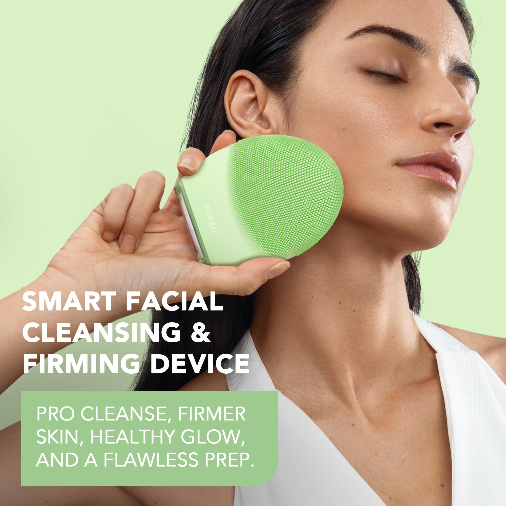 FOREO LUNA 4, pulsaciones T-Sonic con 16 intensidades para limpieza suave o profunda.