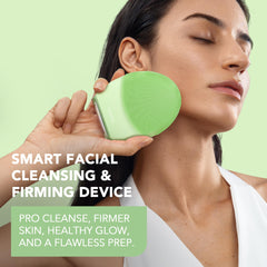 FOREO LUNA 4, pulsaciones T-Sonic con 16 intensidades para limpieza suave o profunda.