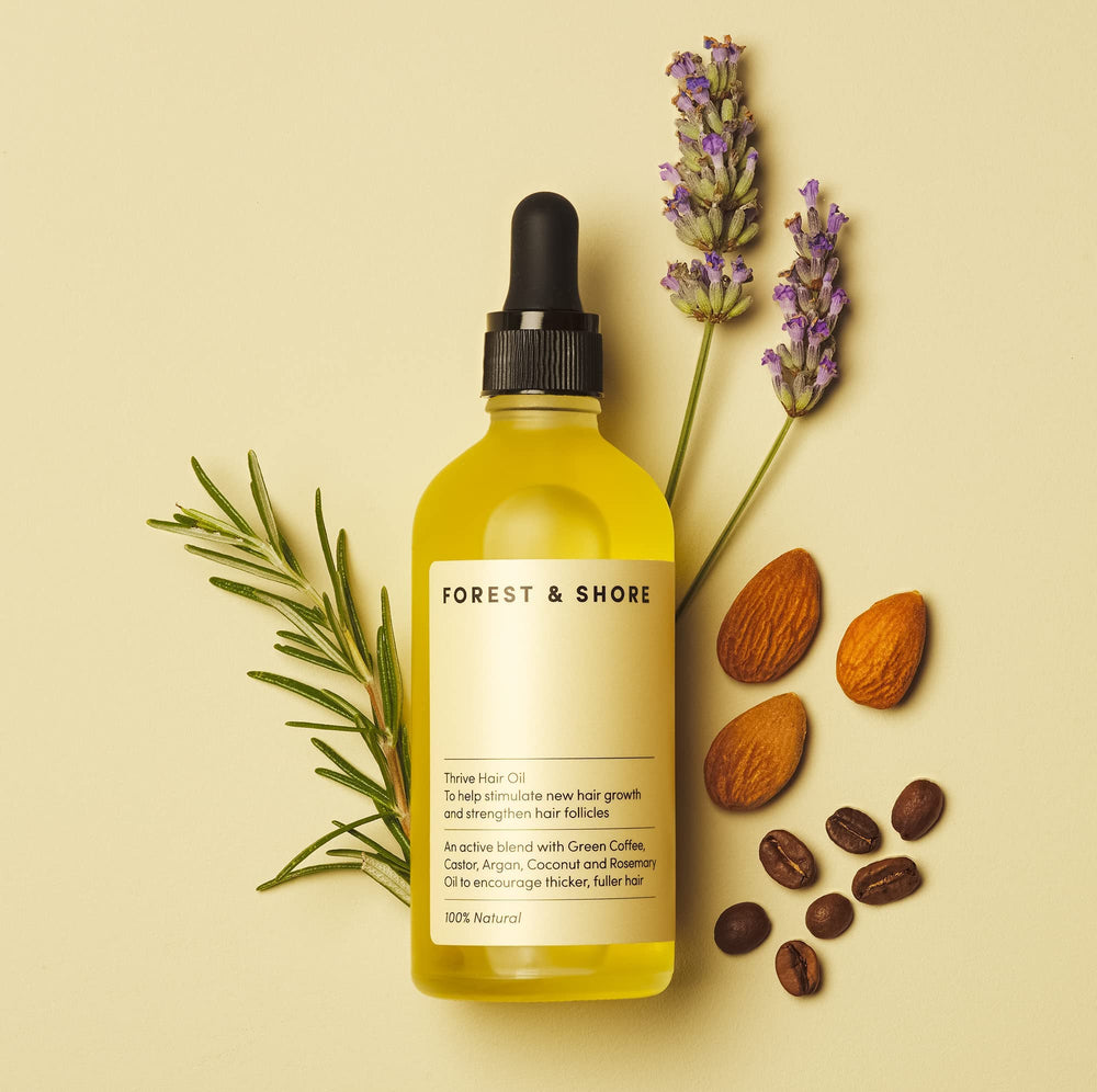 Forest & Shore: textura suave y aroma agradable al aplicar el aceite capilar.