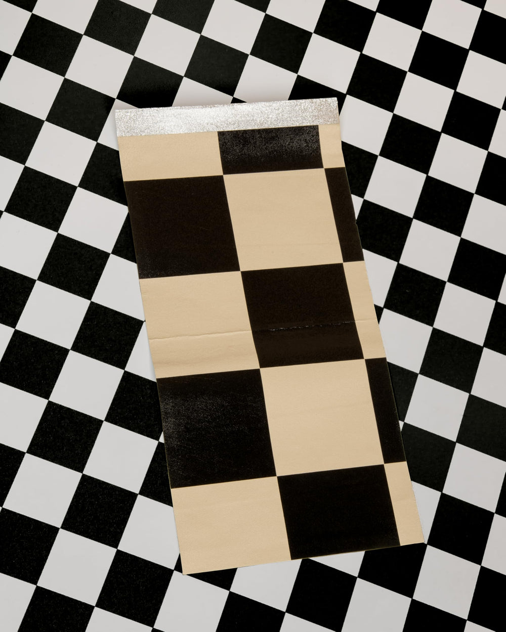 Framar hojas para mechas con borde pre-doblado, ahorro de tiempo.