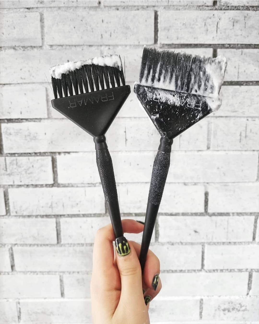 Framar brocha para cobertura uniforme en mechas grandes