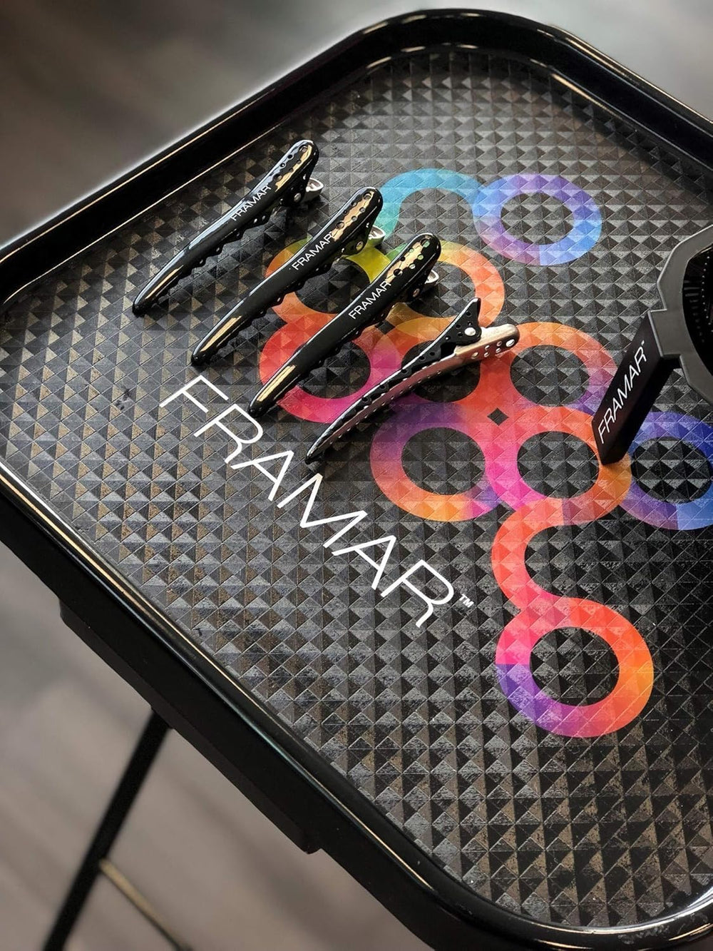 Framar clip de pelo negro para coloración y foil