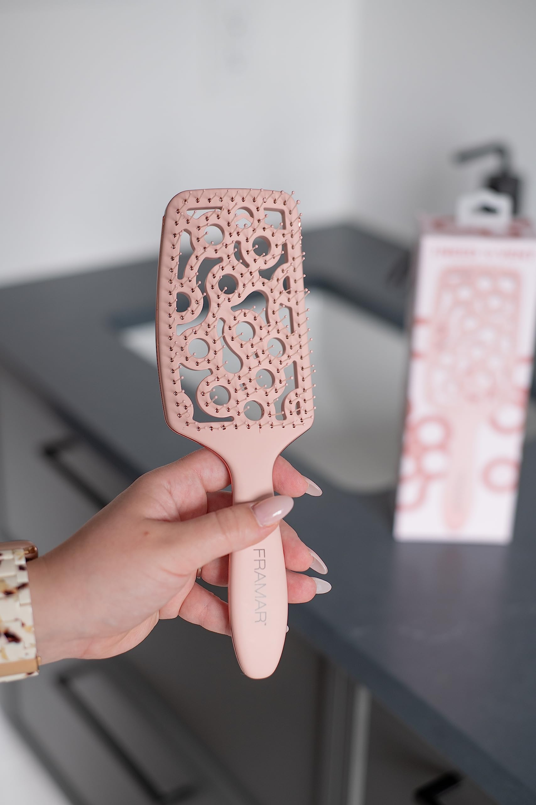 FRAMAR cepillo resistente al calor hasta 450 grados sin derretirse.