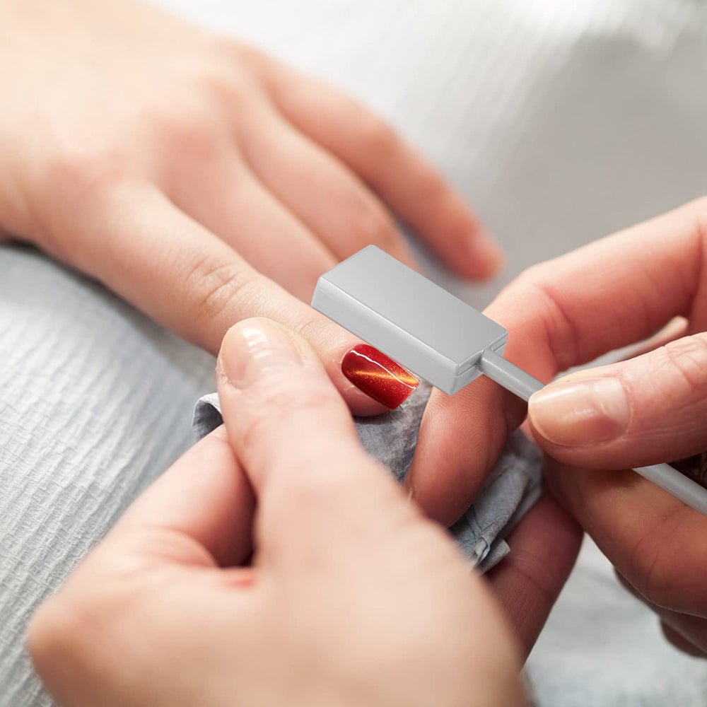 Frcolor apta para uso profesional y doméstico en uñas.