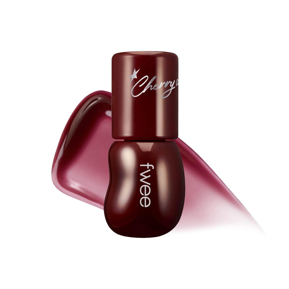 Fwee Cereza Cola 70 en botella, brillo intenso para looks jugosos.
