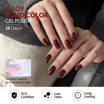 GAOY base and top coats deliver smooth, lasting shine.