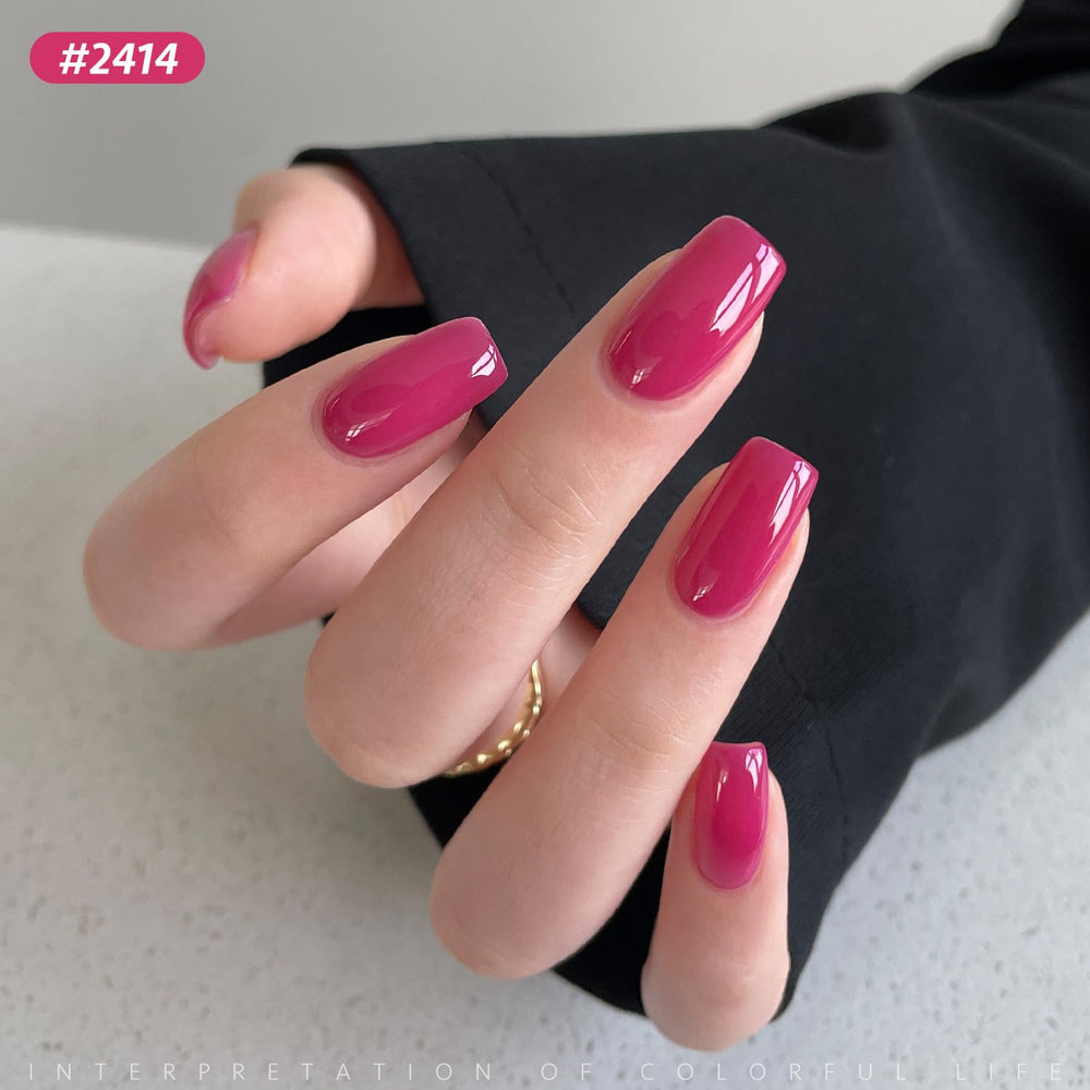 GAOY preparación de uñas con lijado suave para mejor adherencia.