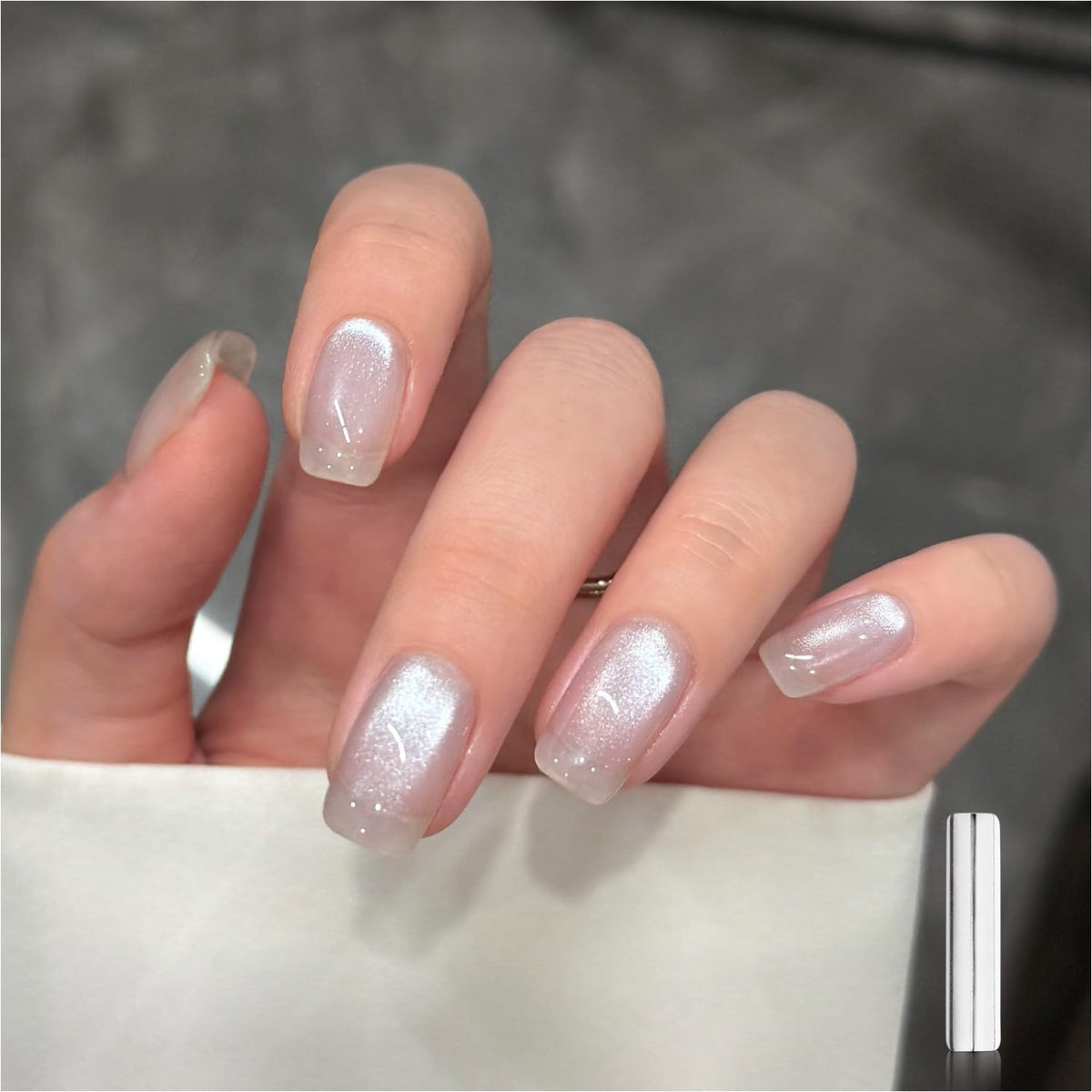 GAOY esmalte gel ojo de gato plateado con brillo intenso para uñas.