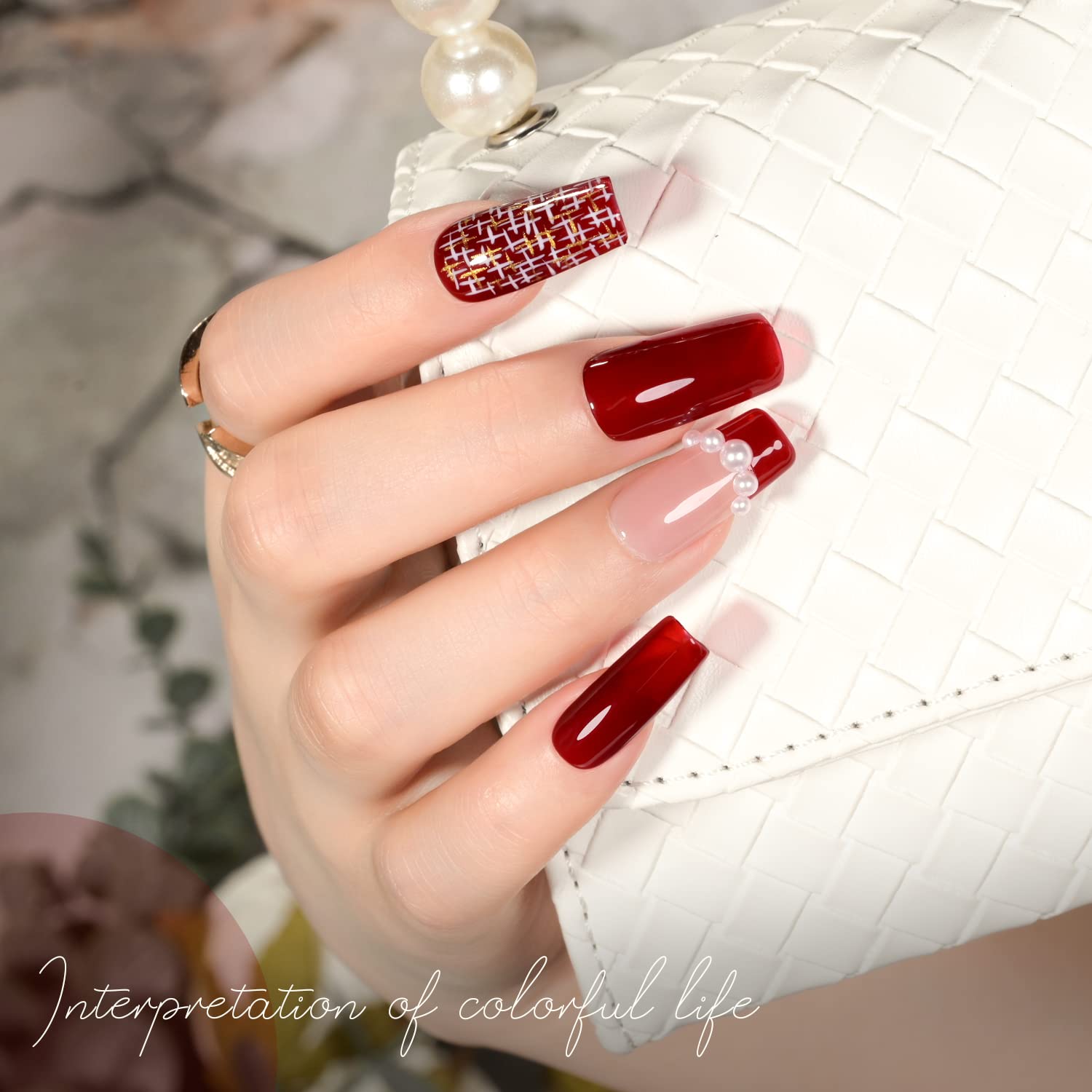 GAOY Esmalte gel Sheer Red, curado con luz UV para un acabado duradero.
