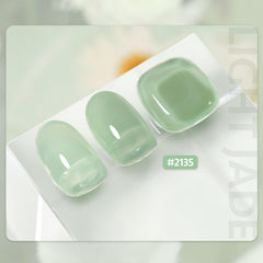 GAOY Jelly Gel: aplicación de capas para lograr color deseado y acabado translúcido.
