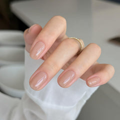 GAOY Nude Jelly Gel se cura en UV-LED en 60 segundos para manicura rápida.