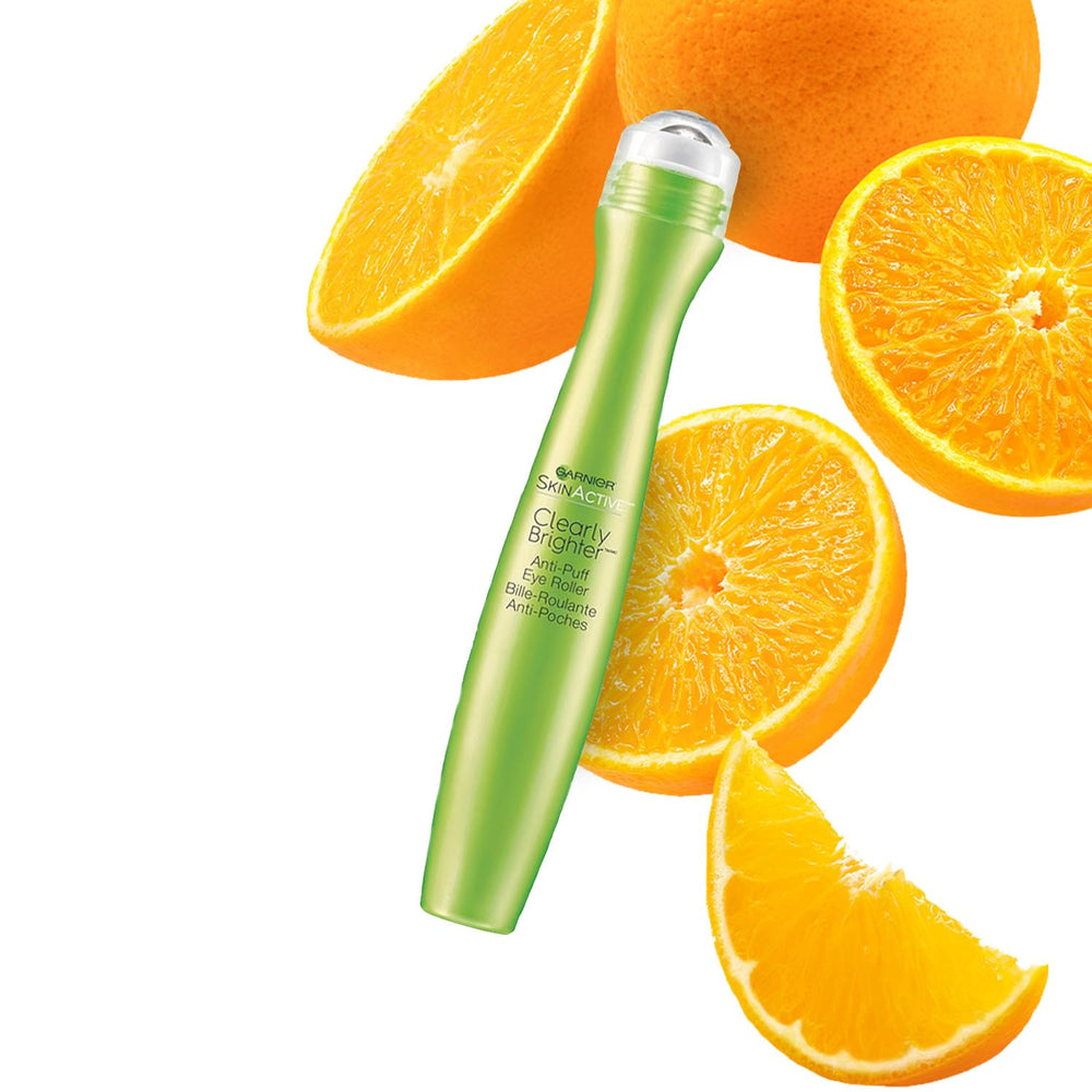 Garnier Clearly Brighter Roller para el contorno de ojos, suaviza hinchazón.