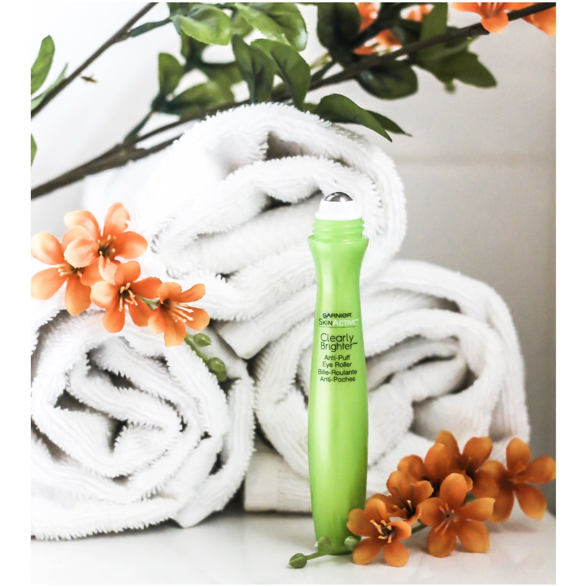 Garnier Clearly Brighter Roller, uso diario mañana y noche recomendado.