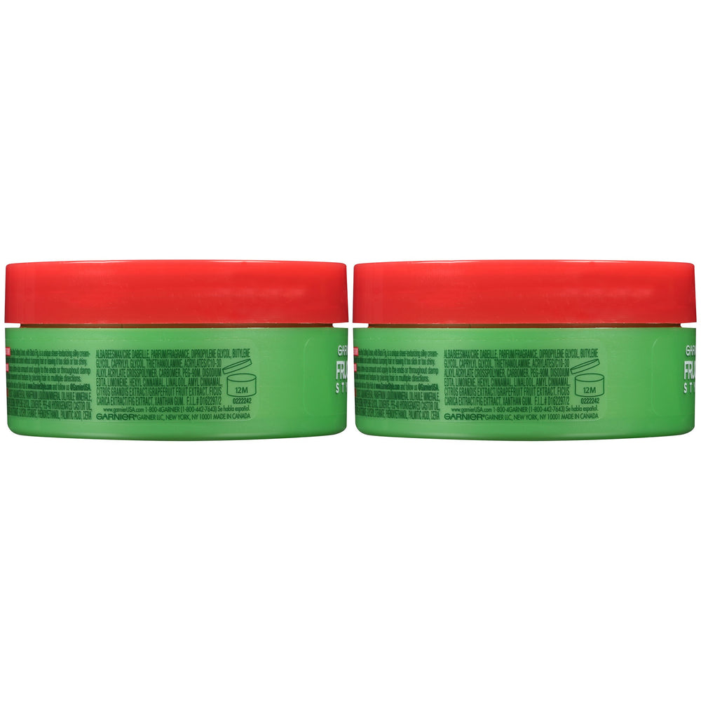 Garnier Fructis Pixie Play crema con control suave para aspecto natural.