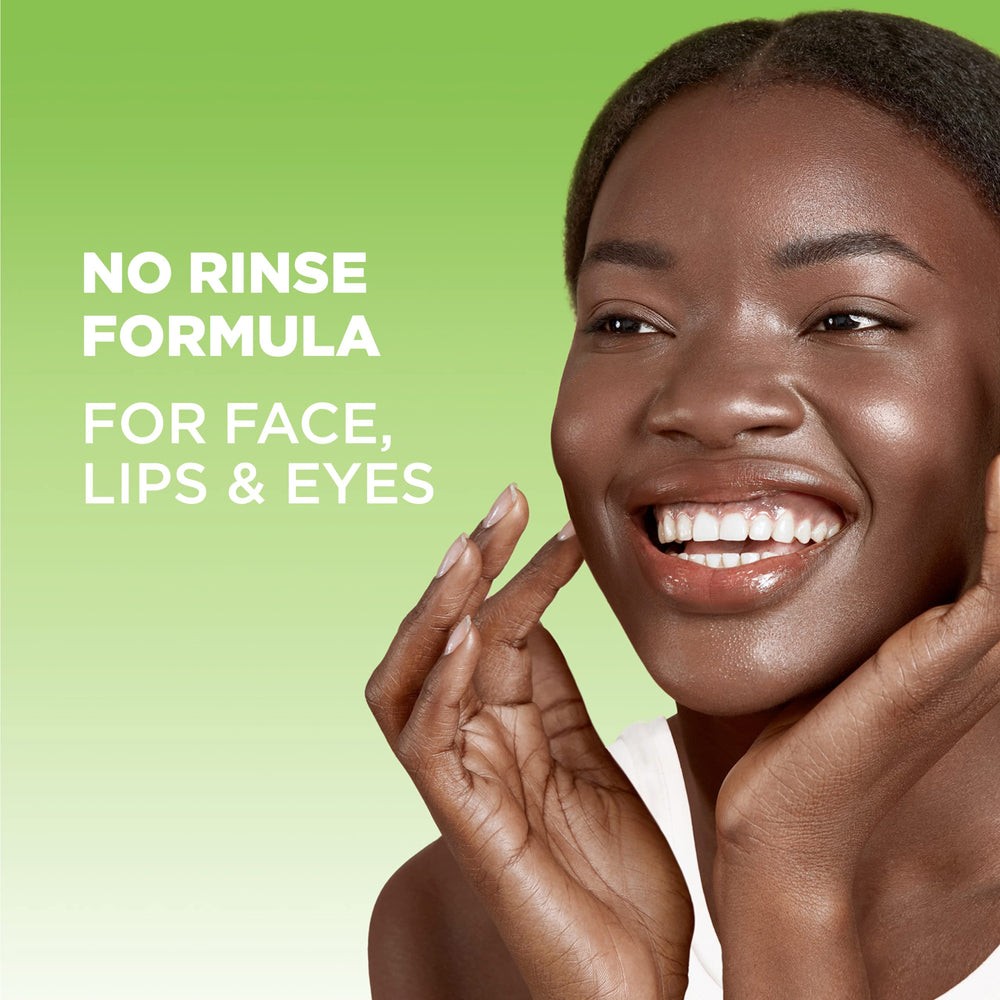 Aplicación en rostro, ojos y labios con Garnier Agua Micelar