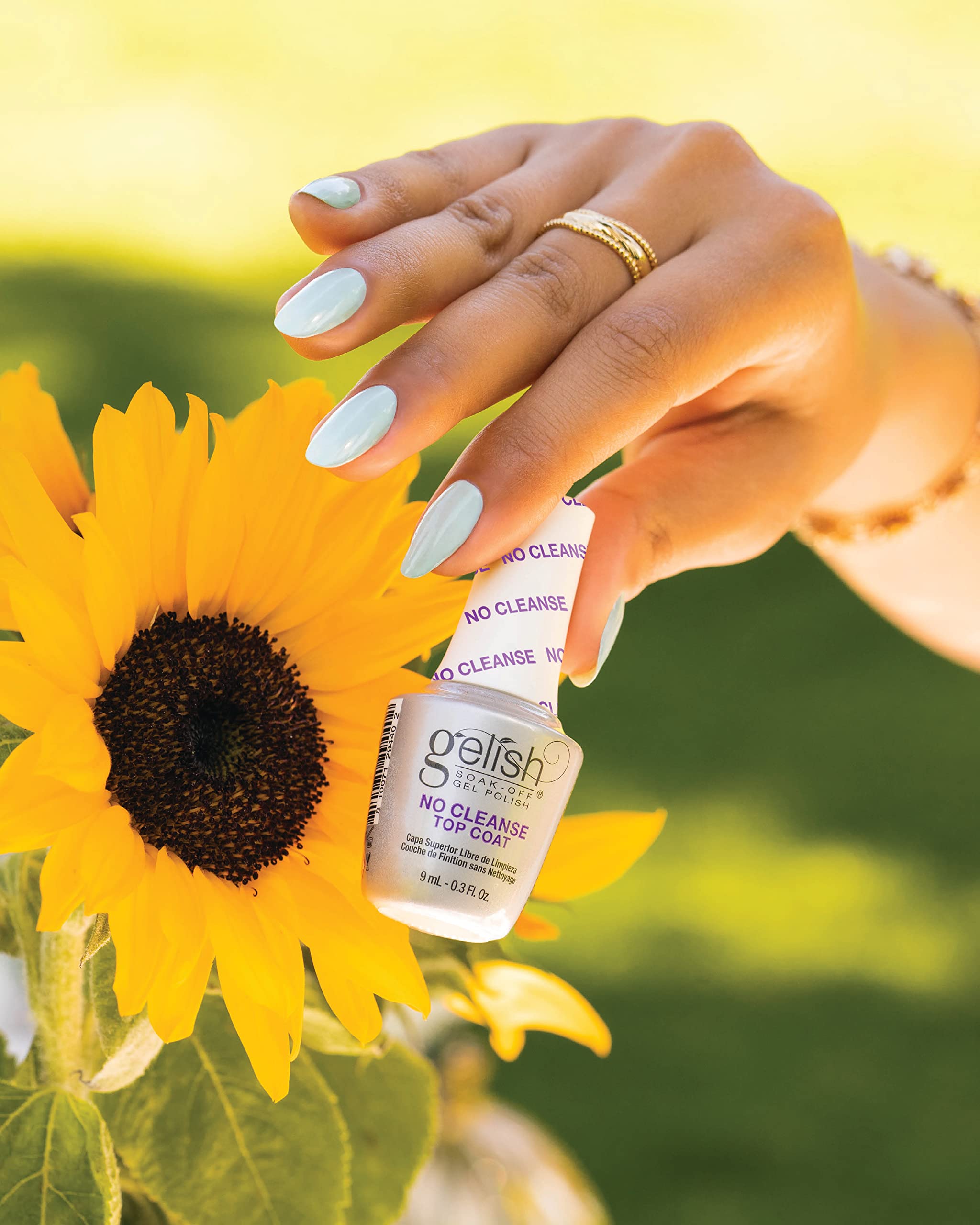 Sin limpieza post-curado, Gelish No-Cleanse Top Coat ahorra tiempo.
