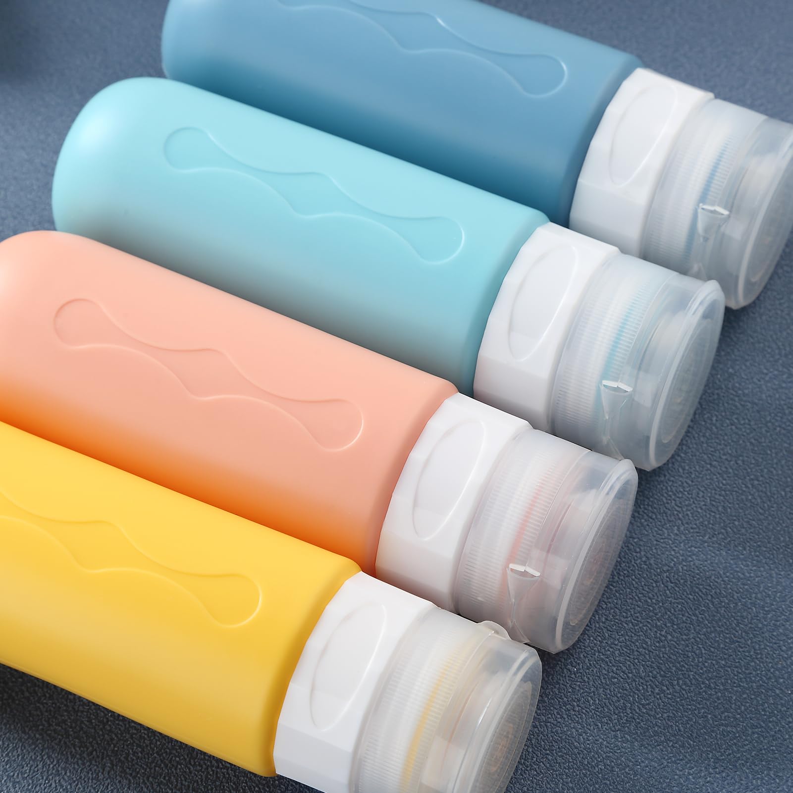 Interior amplio de limpieza fácil en botellas Gemice
