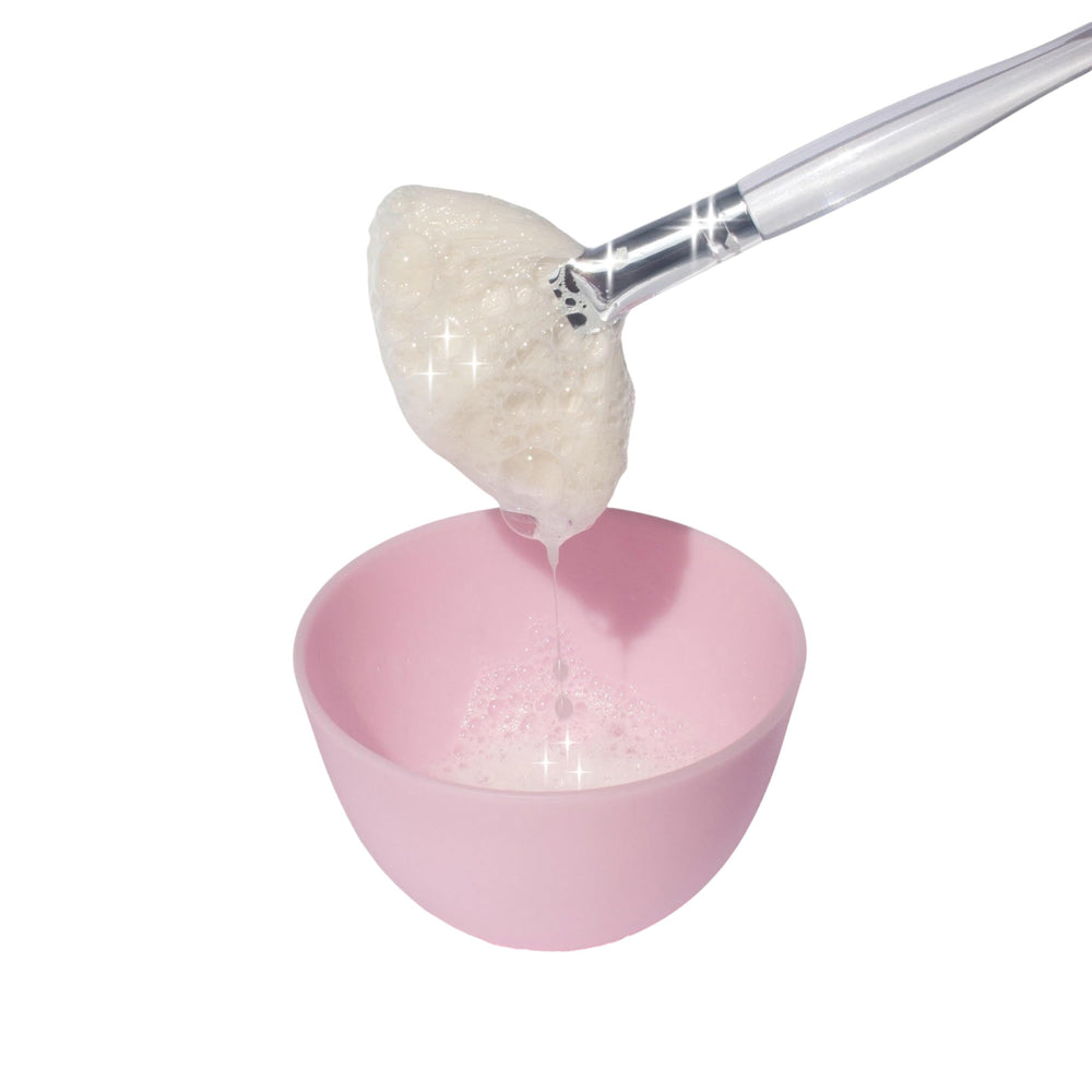 Brocha abanico genérica con pelo de cabra blanco, suave para limpieza facial.
