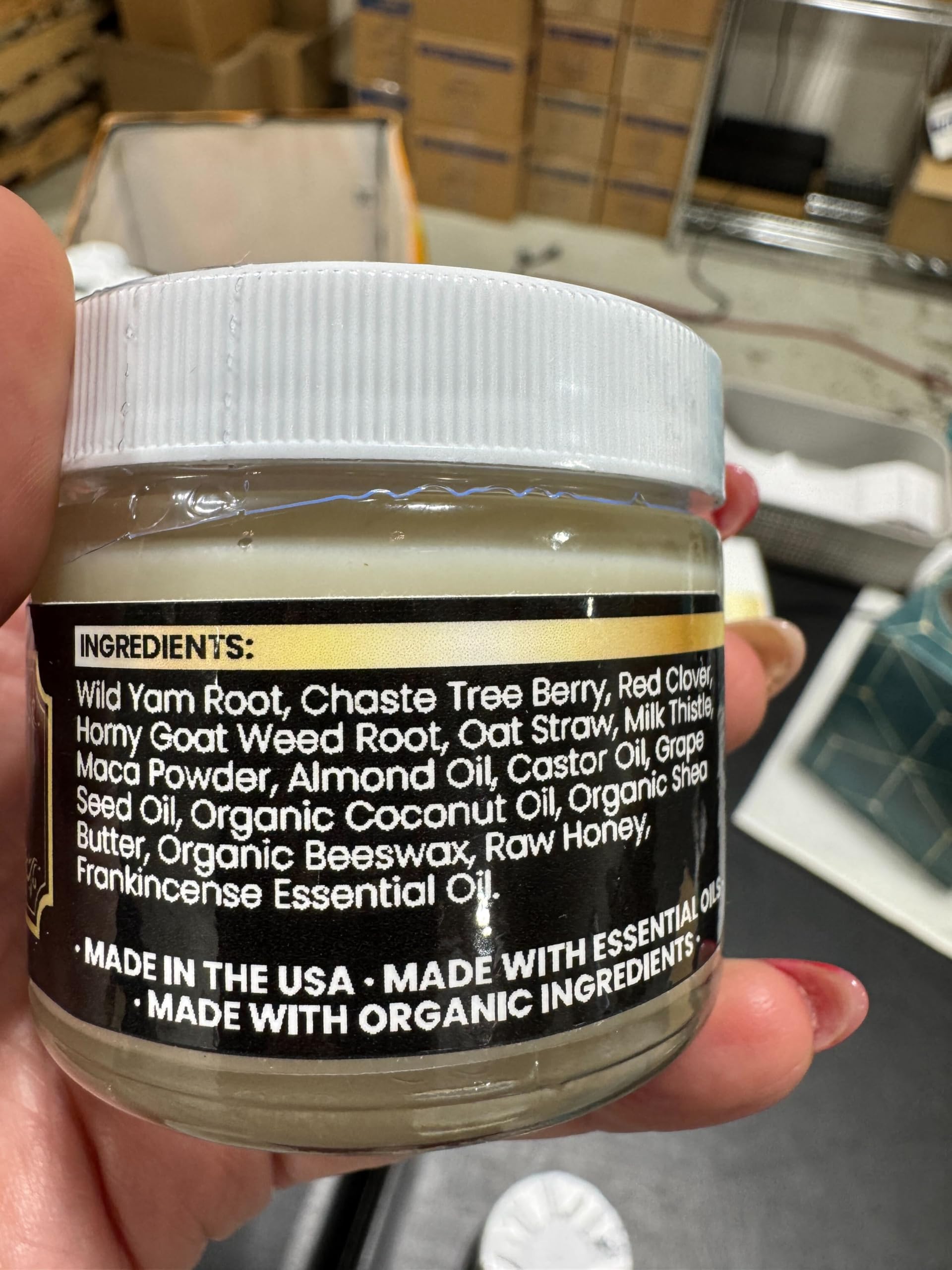 Solomon's Secret: textura ligera y absorción rápida para piel hidratada.