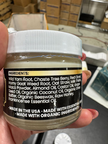 Solomon's Secret: textura ligera y absorción rápida para piel hidratada.