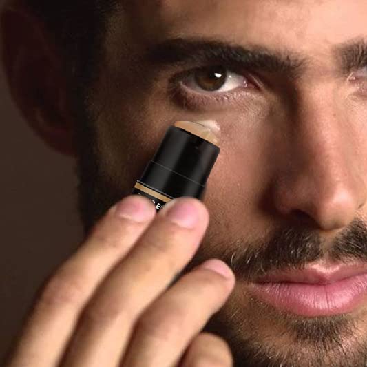 Gentlehomme Corrector Stick camufla granos e imperfecciones.