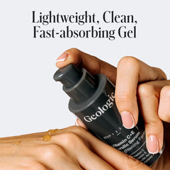 Geologie Etiqueta del serum resaltando beneficios de luminosidad y firmeza.