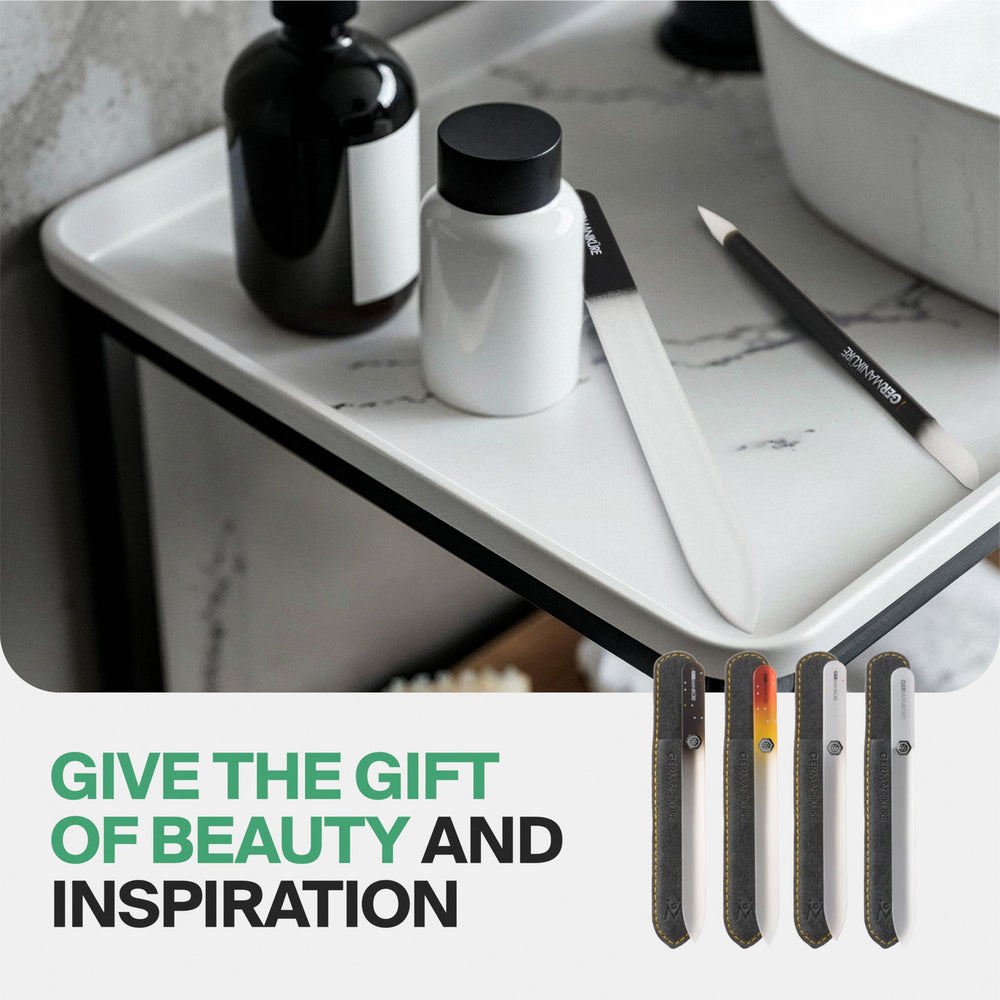 GERmanikure lima de vidrio gris, diseño práctico para viaje.