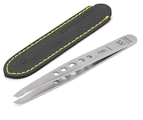 Estuche de cuero incluido para pinzas Germanikure y transporte seguro