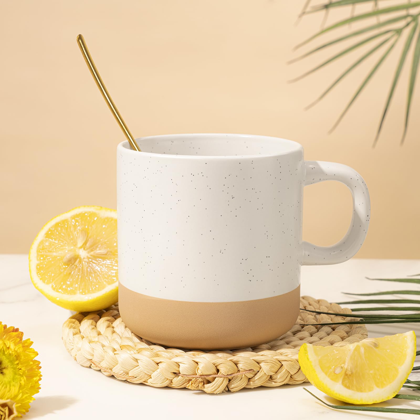 Cucharita dorada GiftPeak, complemento elegante para bebidas y desayunos