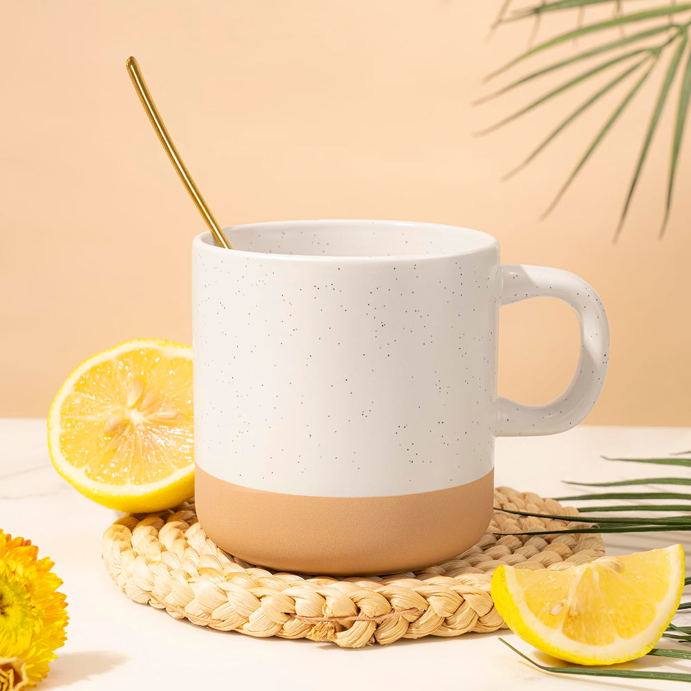 Cucharita dorada GiftPeak, complemento elegante para bebidas y desayunos