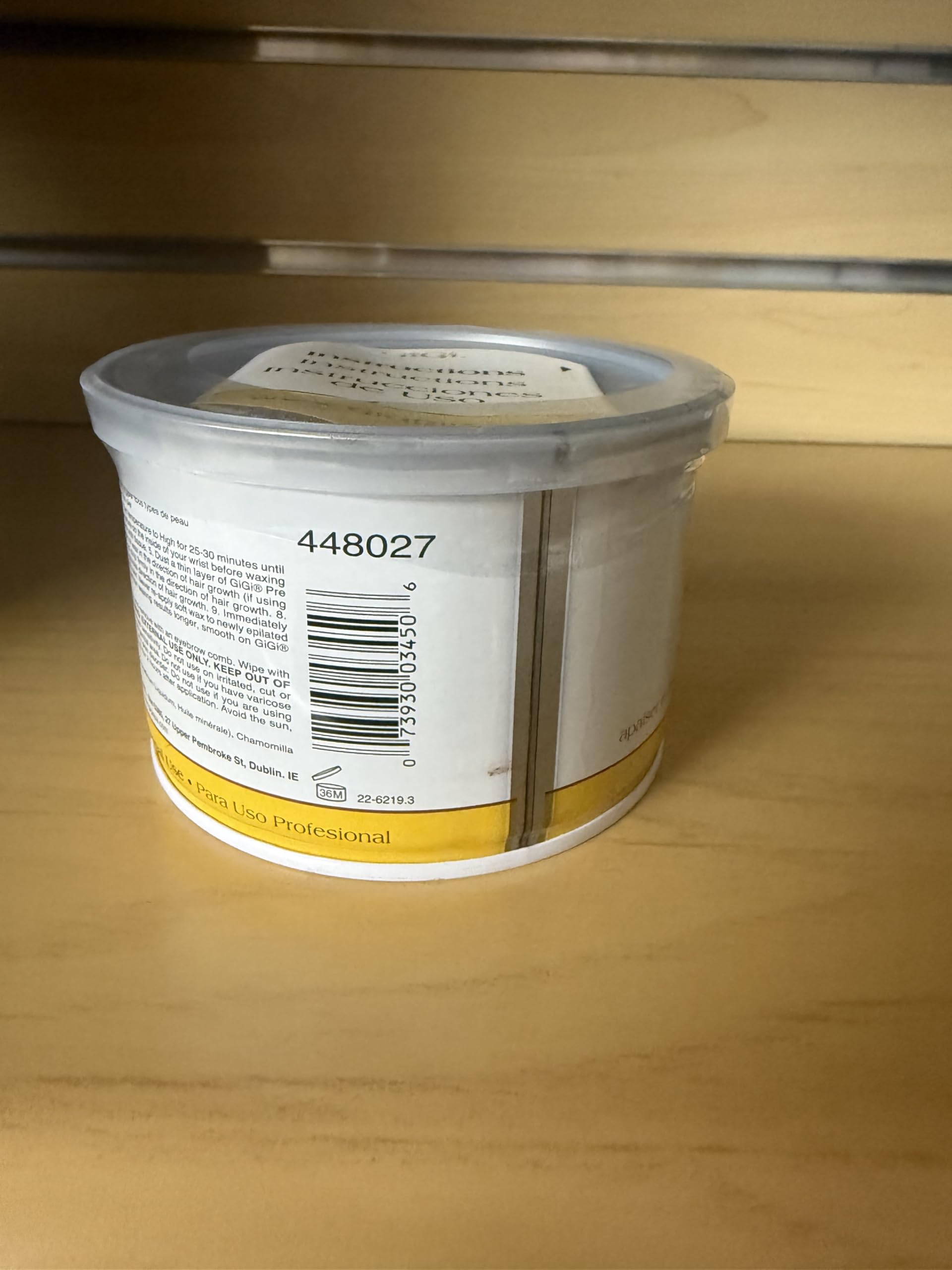 GIGI Azulene Wax textura aromática suave para spa en casa.