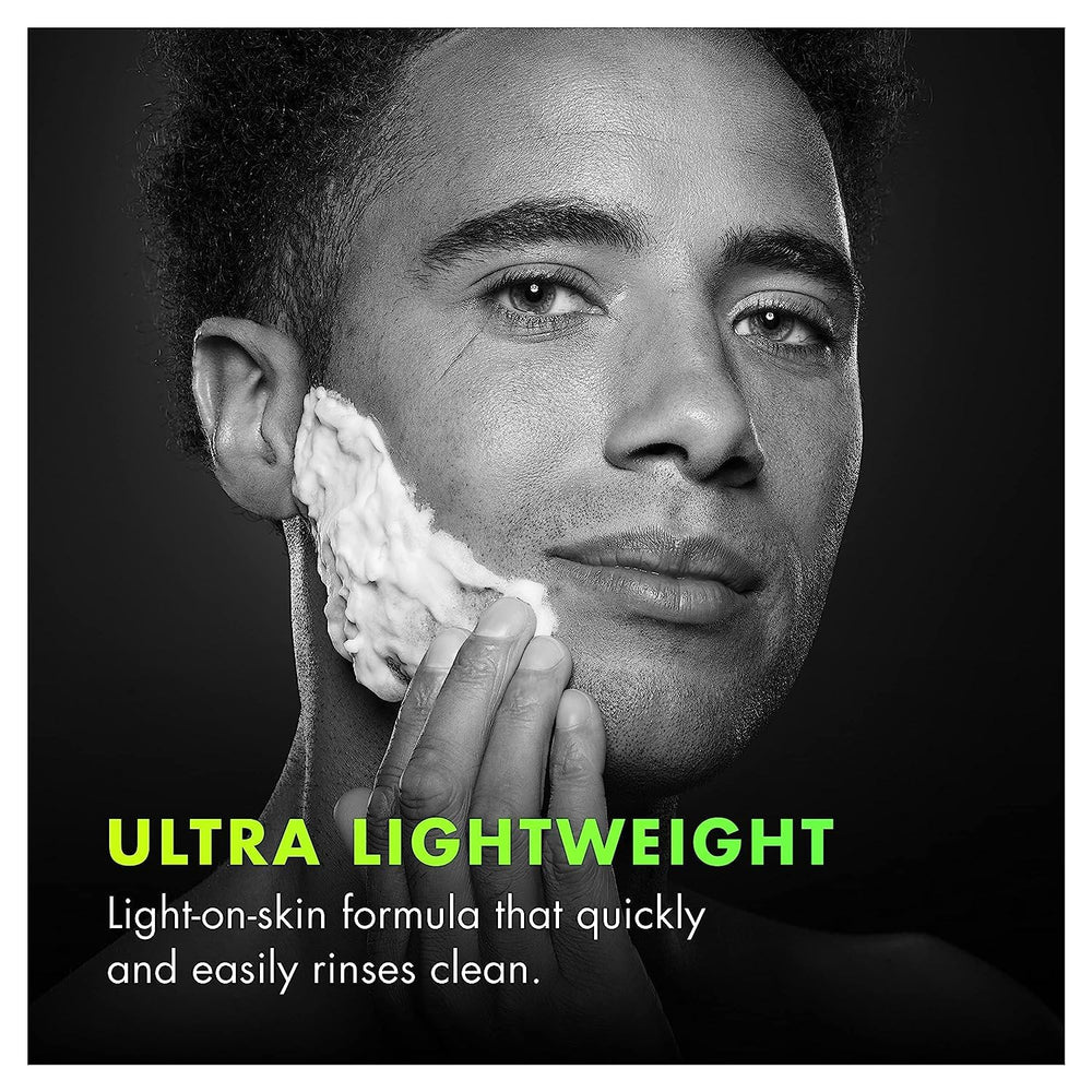 Gillette Labs Quick Rinse aroma ligero de cedro y naranja para una experiencia masculina