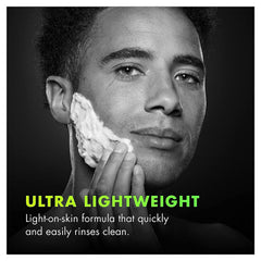 Gillette Labs Quick Rinse aroma ligero de cedro y naranja para una experiencia masculina