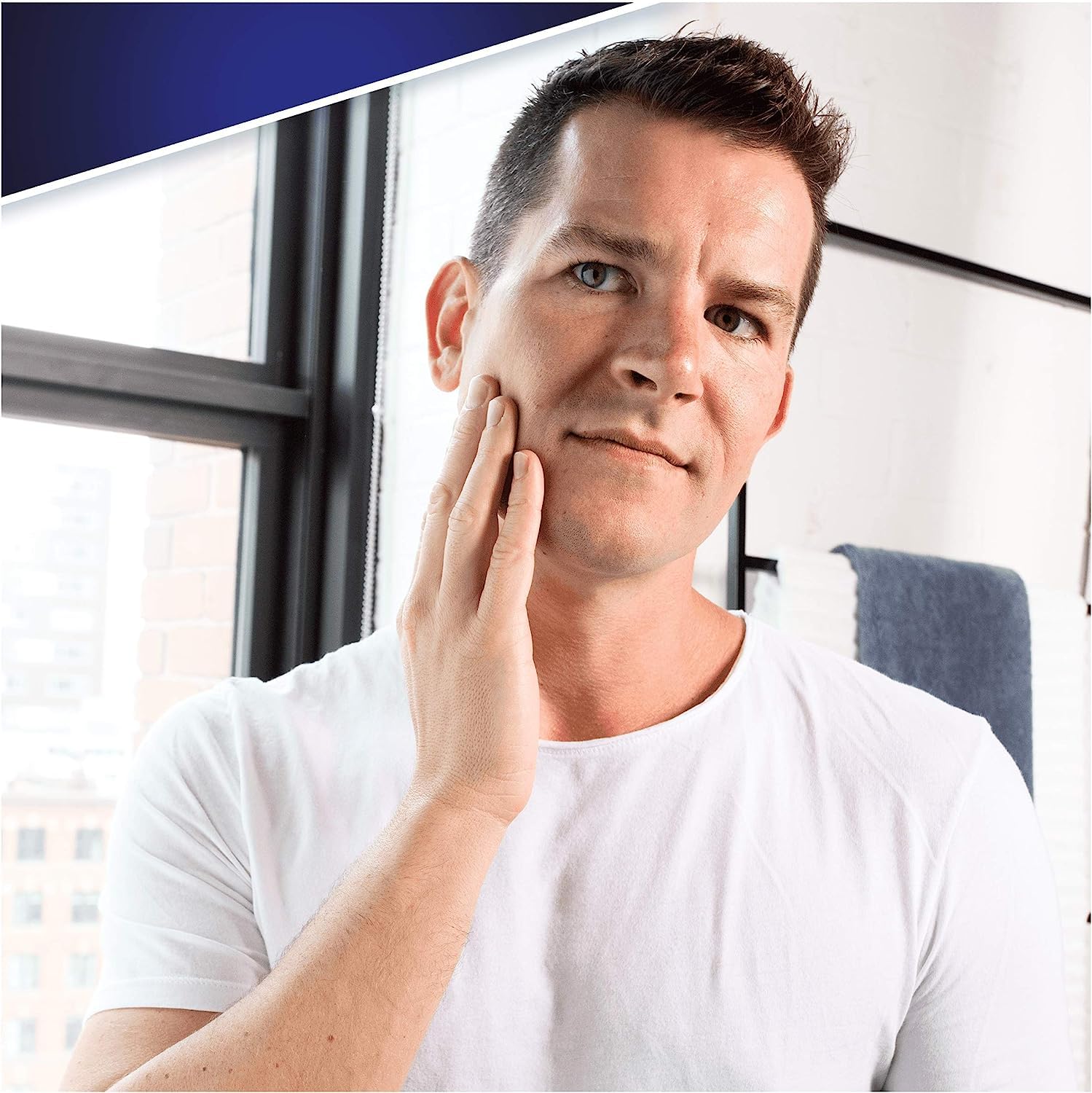 Gillette Sensor Excel: hojas dobles con ajuste automático para un afeitado suave.