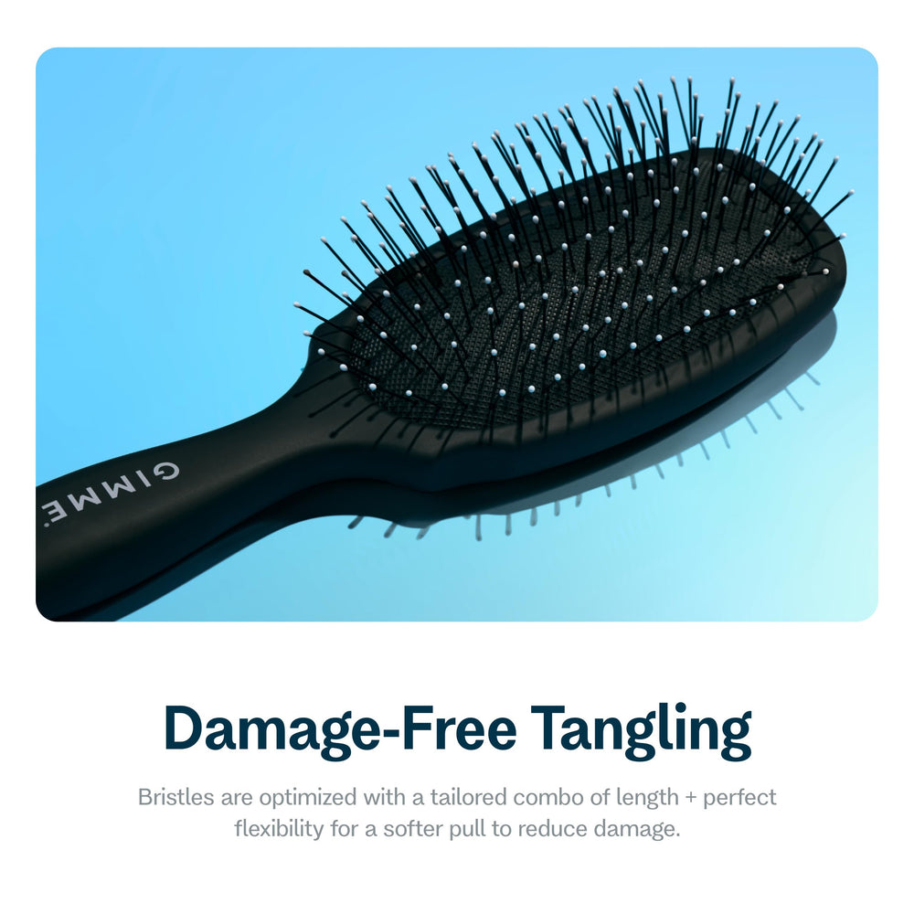 Mango aterciopelado de GIMME Beauty para un agarre cómodo.