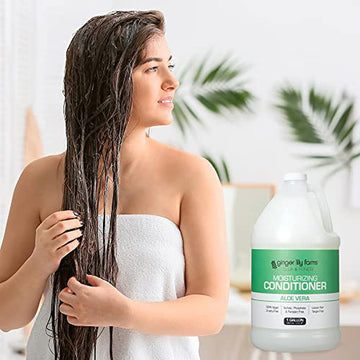 Dispenser de lujo con Ginger Lily Farms Club y Fitness para usos en vestuarios.