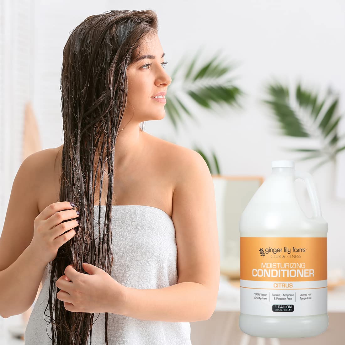 Uso en vestuario de gimnasio de Ginger Lily Farms para refrescar cabello.