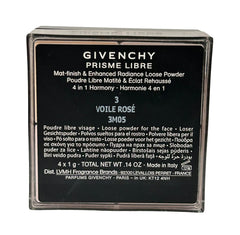 Textura suave del polvo libre Givenchy, acabado mate homogéneo y ligero.