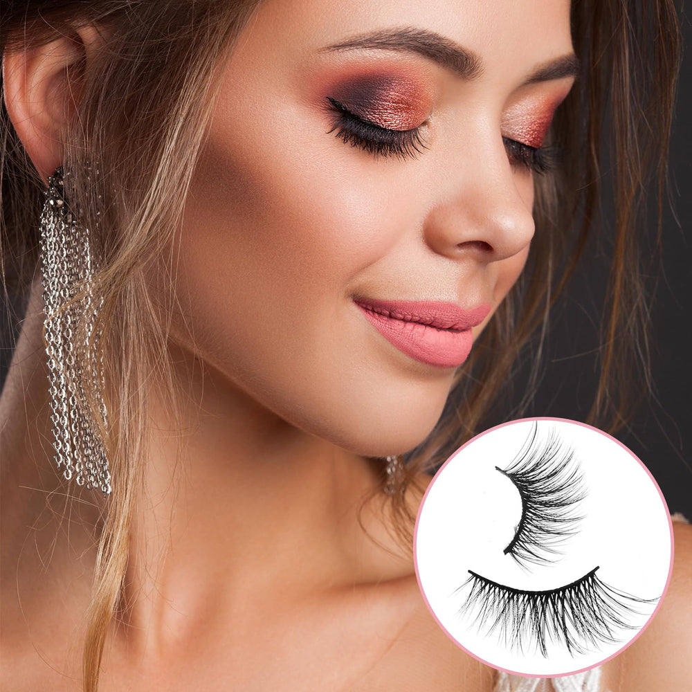 Pestañas Gjinxi Half Lashes que se integran con pestañas naturales para un look elegante.