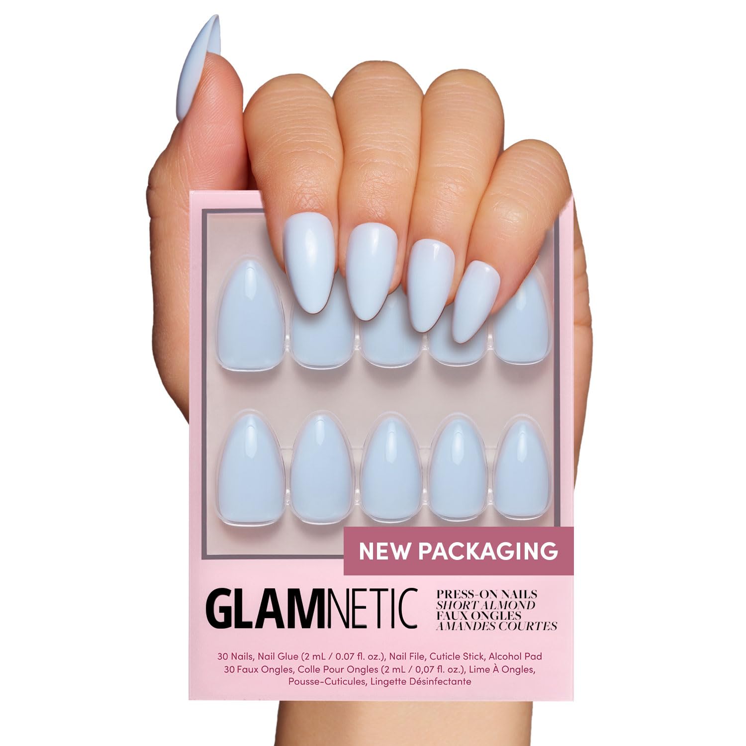 Glamnetic Blueberry Milk: uñas azules duraderas para uso diario.