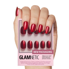 Glamnetic Cherry Glaze: caja de empaque elegante para almacenamiento práctico de uñas postizas.